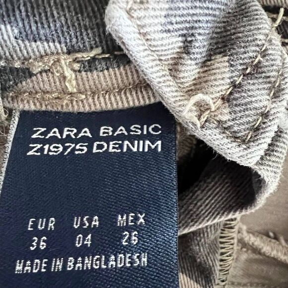Zara Basic Z1975 Denim Camo Jeans/Raw Hem/Distressed Size 4 - Picture 5 of 5
